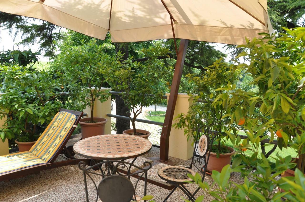 Relais Des Roches Bed & Breakfast Sona Exterior foto